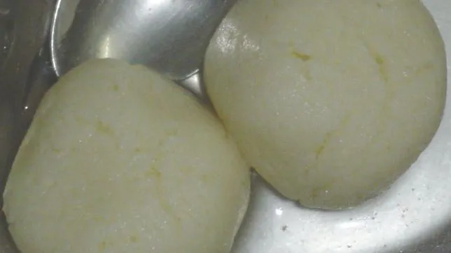 Rasgulla -An Indian Dessert