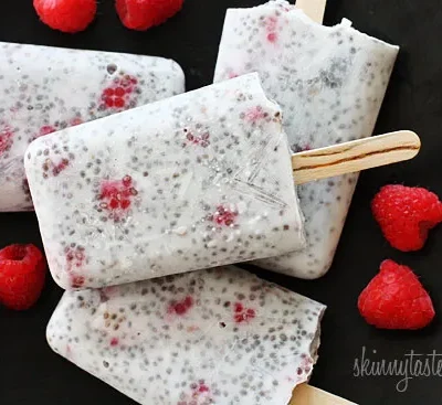 Raspberry Coconut Chia Pudding Pops