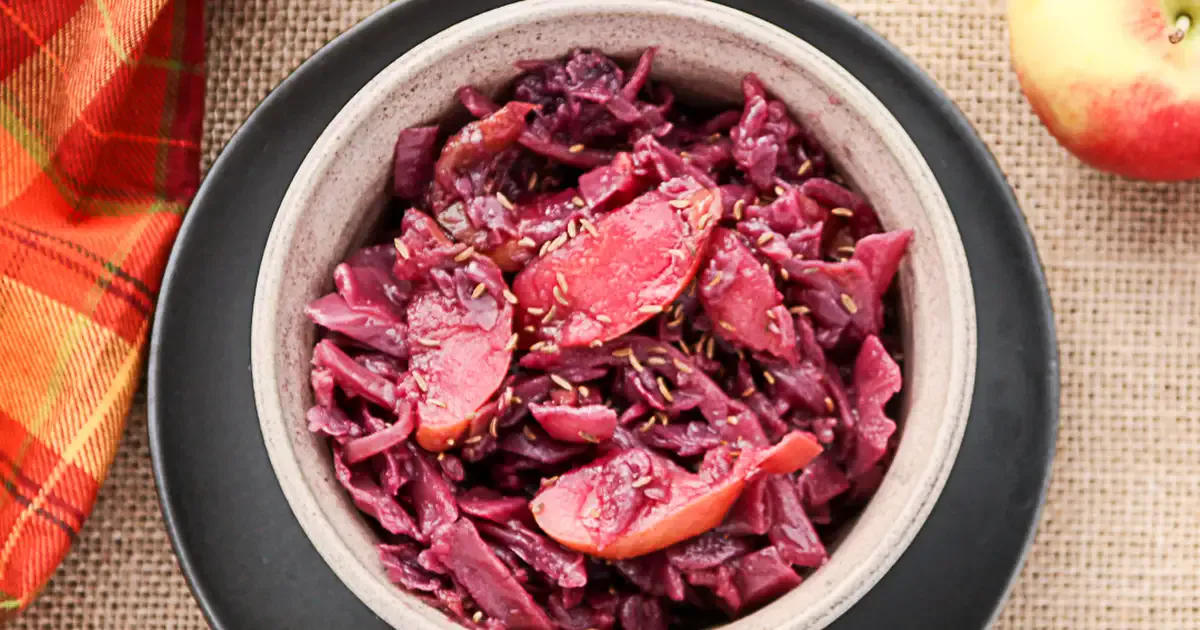 Red Cabbage With Apples And Spices Crock Pot