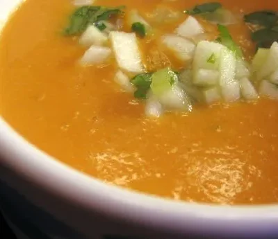 Red Lentil Mulligatawny With Apple