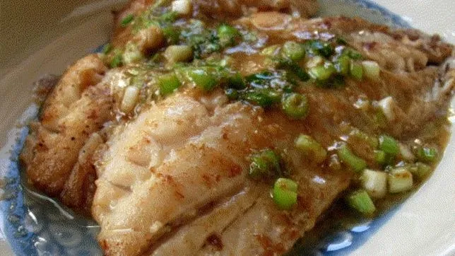 Red Snapper With Garlic Delight