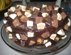 Reeses Cup Chocolate Cake