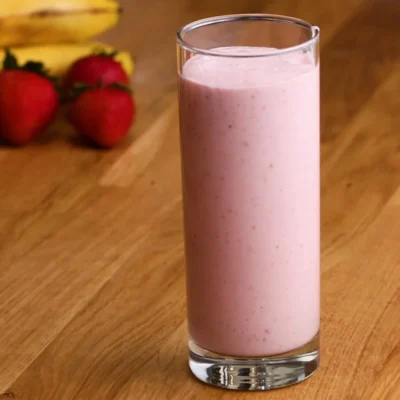 Refreshing Berry Bliss Shake: Strawberry &Amp; Raspberry Fusion