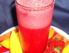 Refreshing South American Fresh Fruit Jugo Recipe