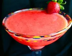 Refreshing Strawberry Daiquiri-Inspired Smoothie Recipe