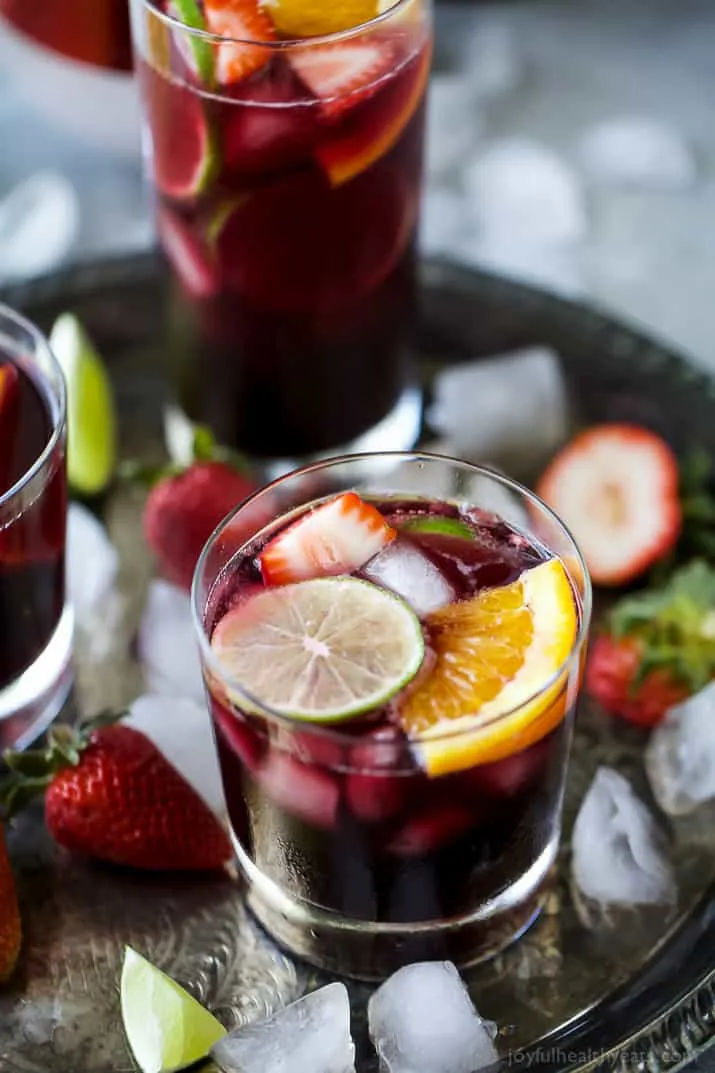 Refreshing Summer Sangria with Red Wine