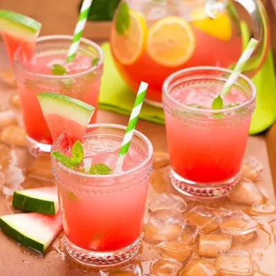 Refreshing Watermelon Lemonade: Perfect Summer Sip