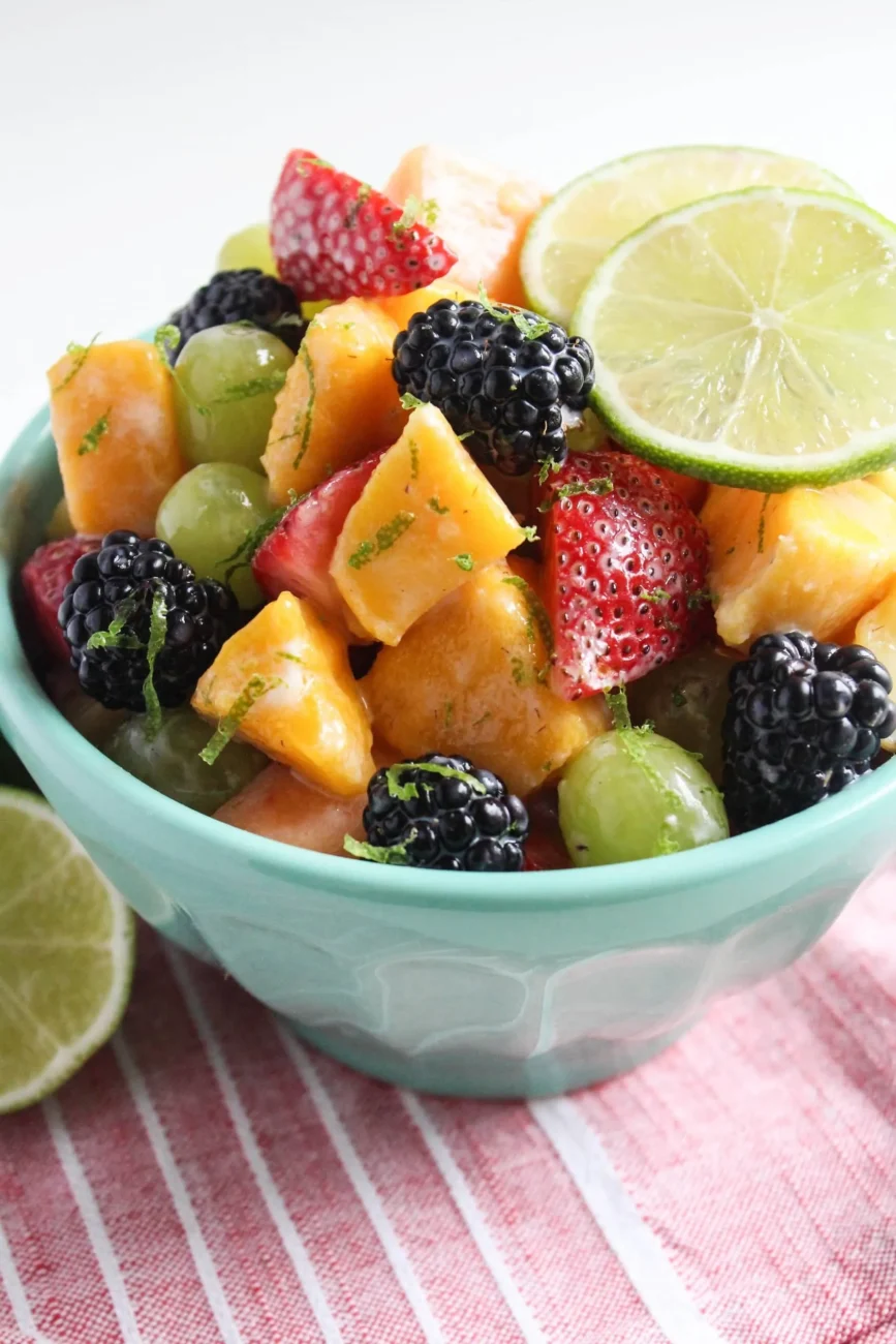 Refreshing Yogurt and Mixed Fruit Salad Recipe