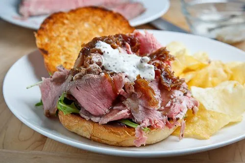 Roast Beef Sandwich With Melted Swiss & Onions