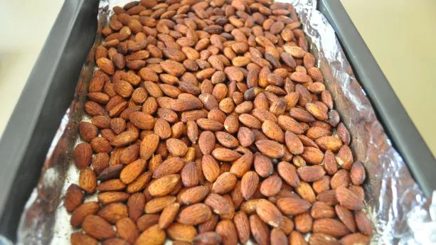 Roasted Almonds