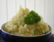 Roasted Garlic Mashed Potatoes And Cauliflower