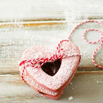 Romantic Strawberry Jam-Filled Heart Cookies For Valentine'S Day