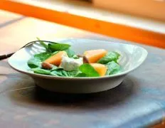 Roquefort and Baby Spinach Salad Recipe: A Gourmet Delight