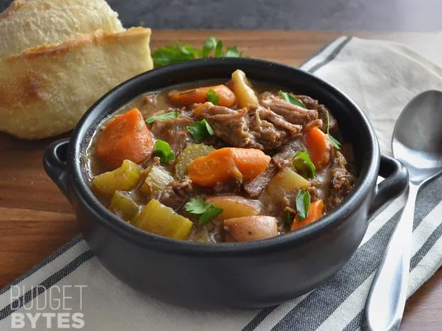 Rosemary Beef And Tomato Over Noodles