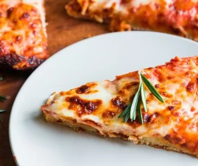 Rosemarys Original Crock Pot Pizza