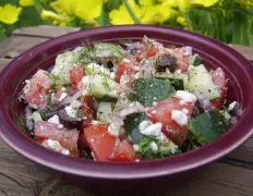 Salata Horiatiki Greek Salad