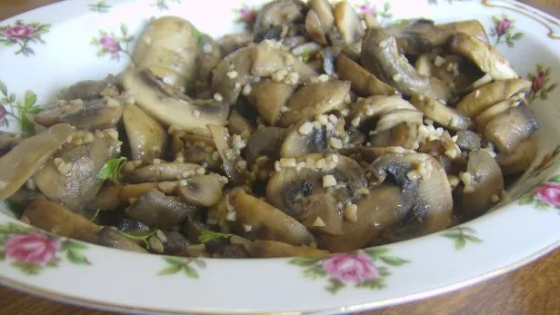 Sauteed Mushrooms With Garlic