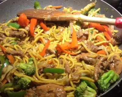 Savory Chicken And Noodle Stir-Fry Delight