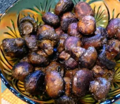 Savory Garlic And Herb Infused Mushrooms