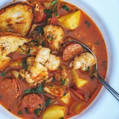 Savory Saffron-Infused Tomato Fish Stew Recipe