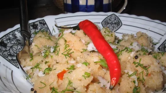 Savory Semolina Upma: A Traditional South Indian Breakfast Recipe