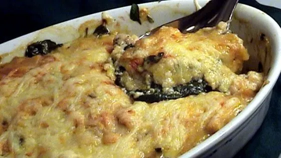 Savory Spinach and Mushroom Bake Delight