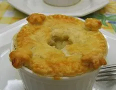 Savory Vegetarian Pot Pie Delight: A Chicken-Free Feast