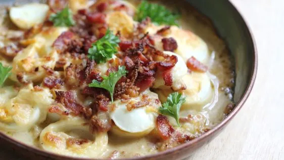 Scalloped Eggs And Bacon