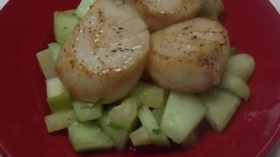 Scallops With Fruit Salsa