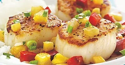 Scallops With Fruit Salsa