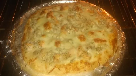 Seafood Pizza