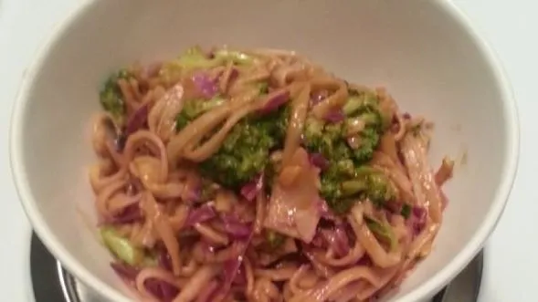 Sesame Noodles With Napa Cabbage