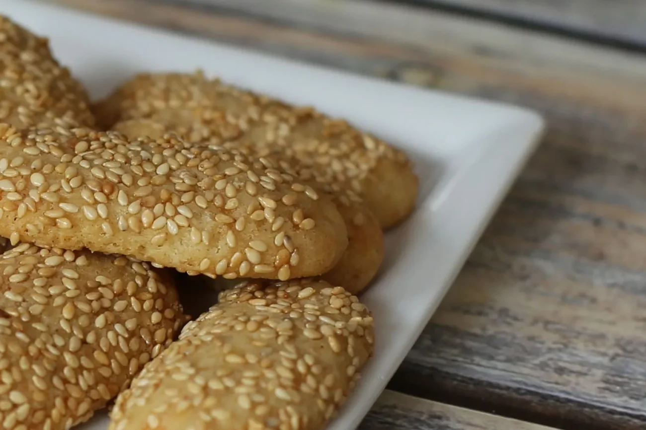 Sesame Seed Snack Cookies