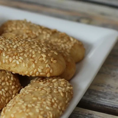 Sesame Seed Snack Cookies