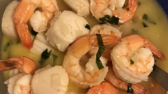 Shrimp And Scallop Scampi