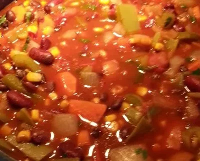 Simple And Delicious Low Fat Vegetarian Chili