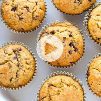 Simple Banana Chocolate Chip Muffins