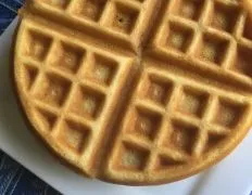 Simple Fluffy Waffles