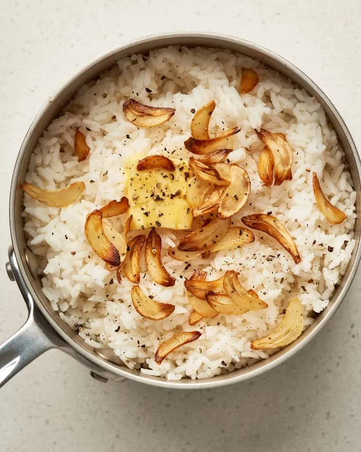 Simple Garlic Rice