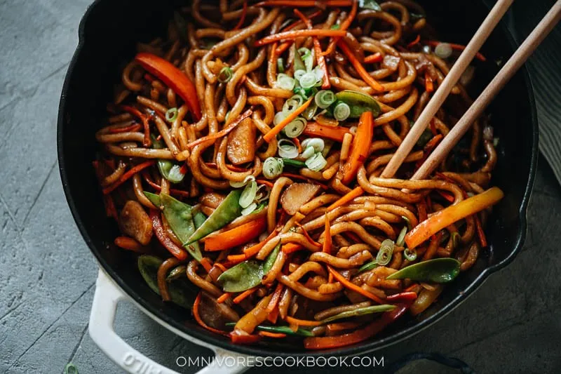 Simple Stir Fried Udon