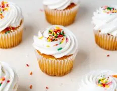 Simple Vanilla Cupcakes