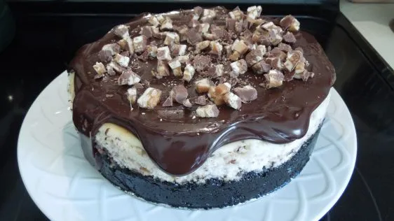 Sinful Snickers Cheesecake