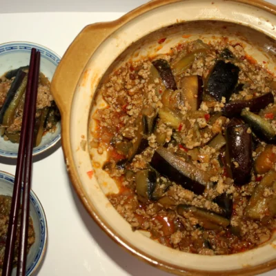 Sizzling Eggplant And Spicy Pork Stir-Fry Recipe