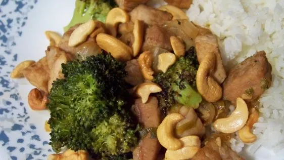 Sizzling Pork, Broccoli, and Cashew Stir-Fry Recipe