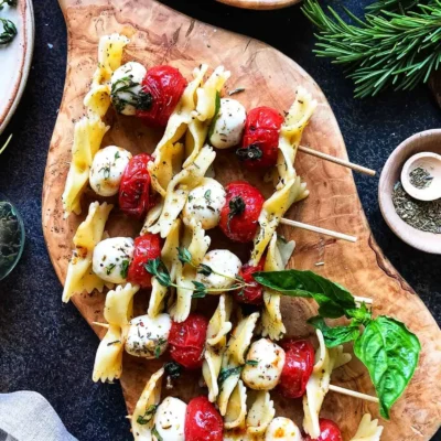 Skewered Cheese Tortellini With Garlic