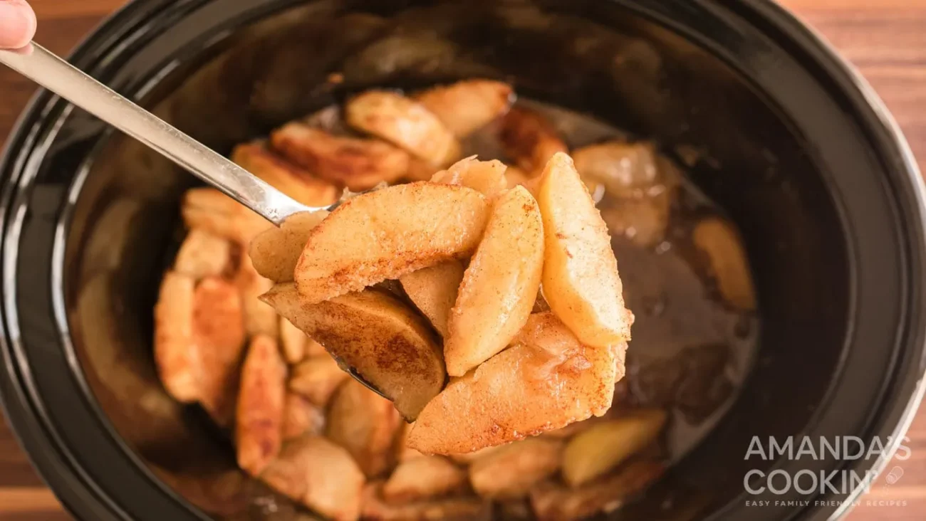 Slow Cooker Cinnamon Apples