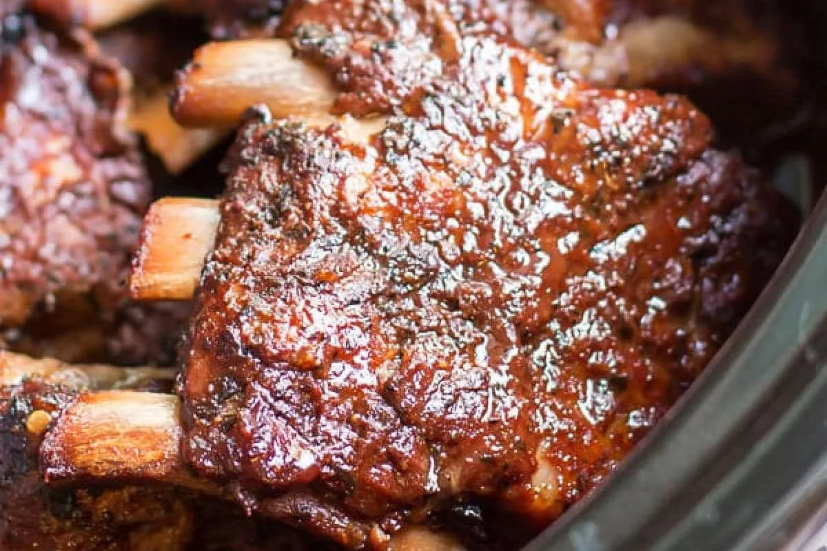 Slow Cooker Spicy Country Ribs