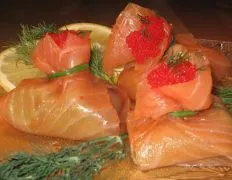 Smoked Salmon And Guacamole Bundles