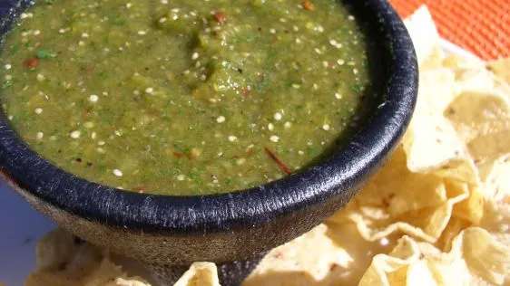 Smoky, Spicy Tomatillo Salsa Verde Aka Green