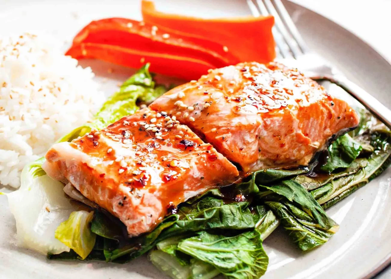 Soy-Glazed Steamed Salmon Recipe: A Healthy & Flavorful Dinner Option